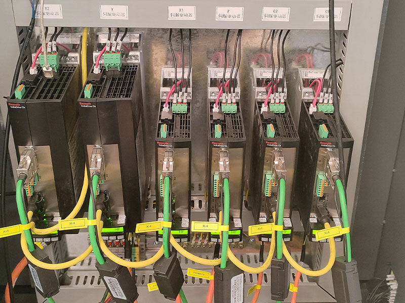 The Role of Advanced CNC قضبان التوصيل Processing Technology in Modern Power Distribution Systems